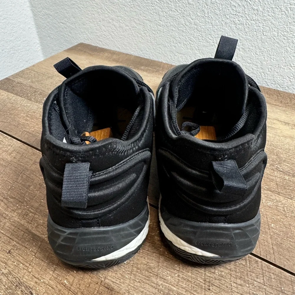 SAMPLE‎ Adidas BYW Select Team athletic shoes Black size 11 Sneakers